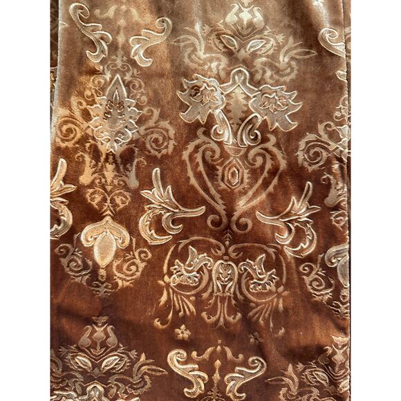 NWT Beyond Yoga Velvet Paisley Wide Leg Flare Pants Size Medium - Picture 5 of 9